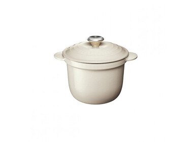 Кастрюля / жаровня 18 см с крышкой, бежевая Every Creme Le Creuset