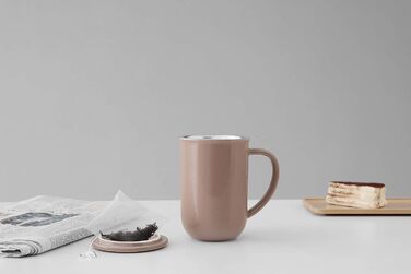 Чашка для чая с ситечком и крышкой 0.5 л Minima VIVA Scandinavia